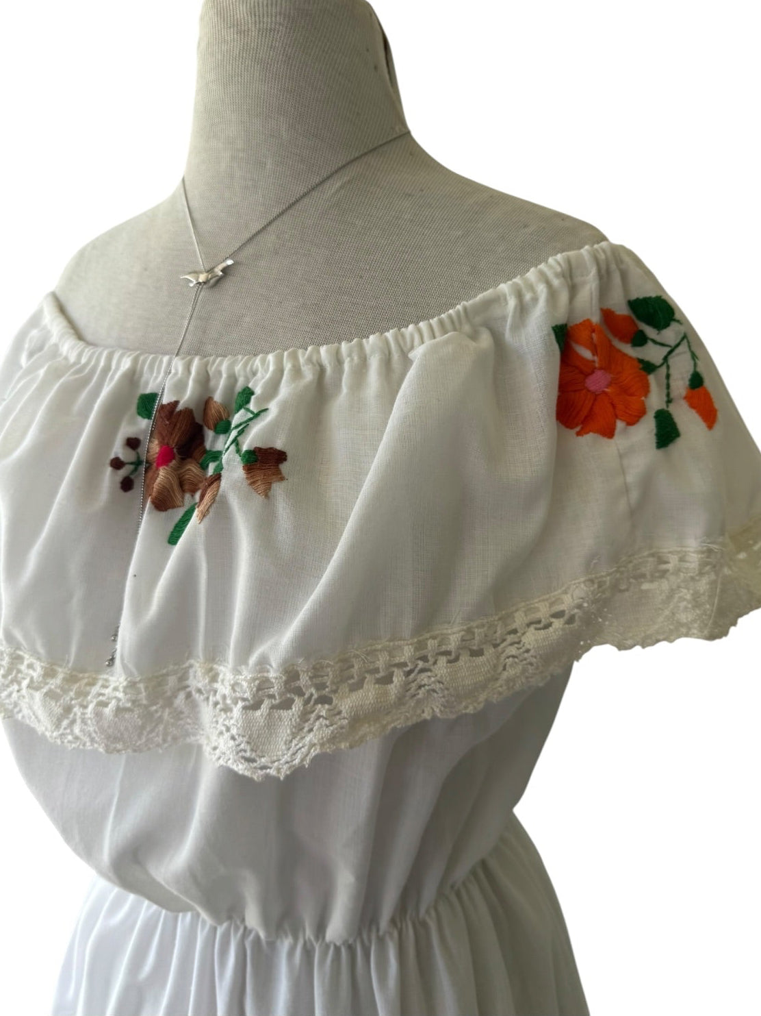80s White Floral Embroidered Campesina Mexican Peasant Dress Off Shoulder