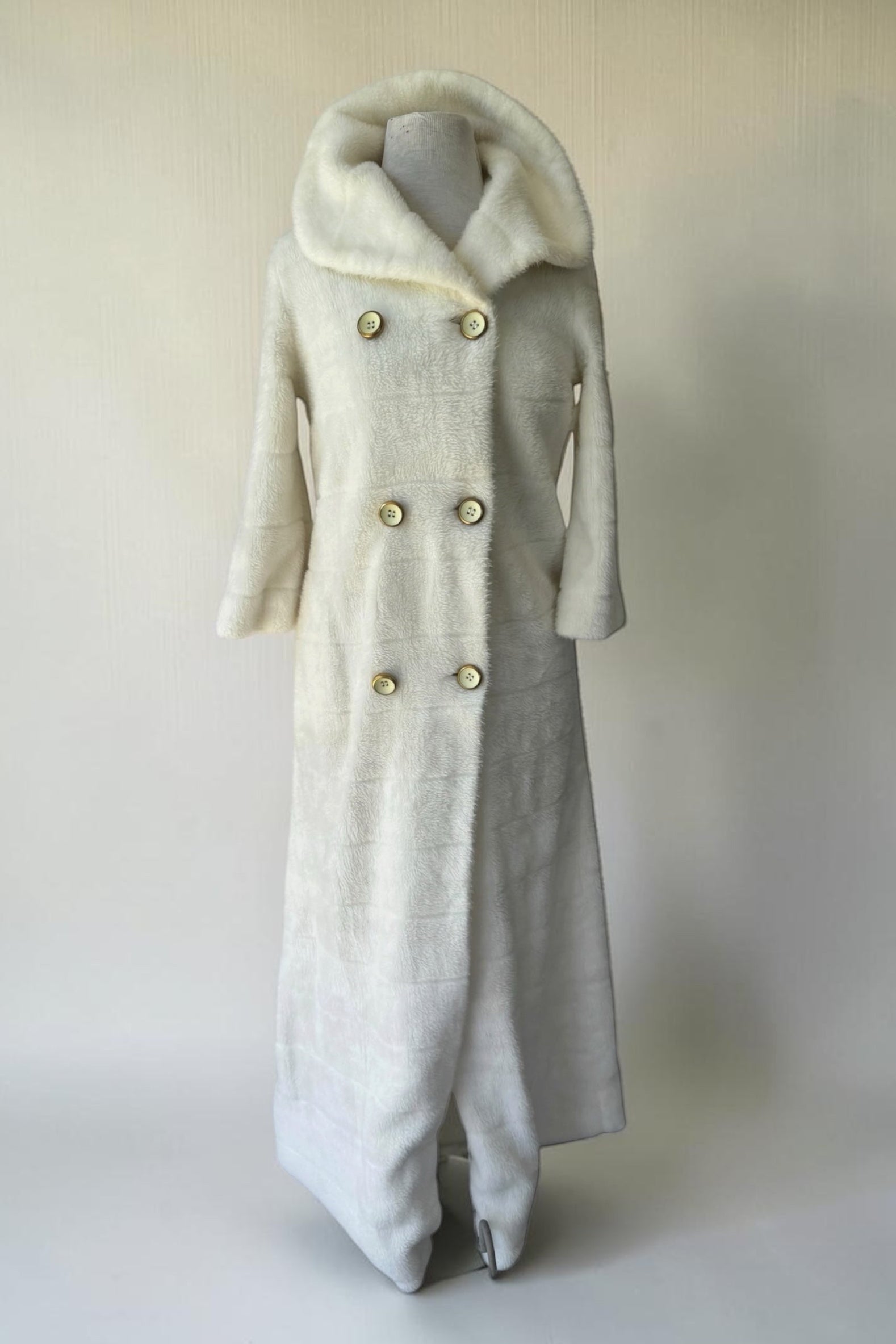 60s Raymodes NY White Faux Fur Full Length Coat Bridal Classic 70s