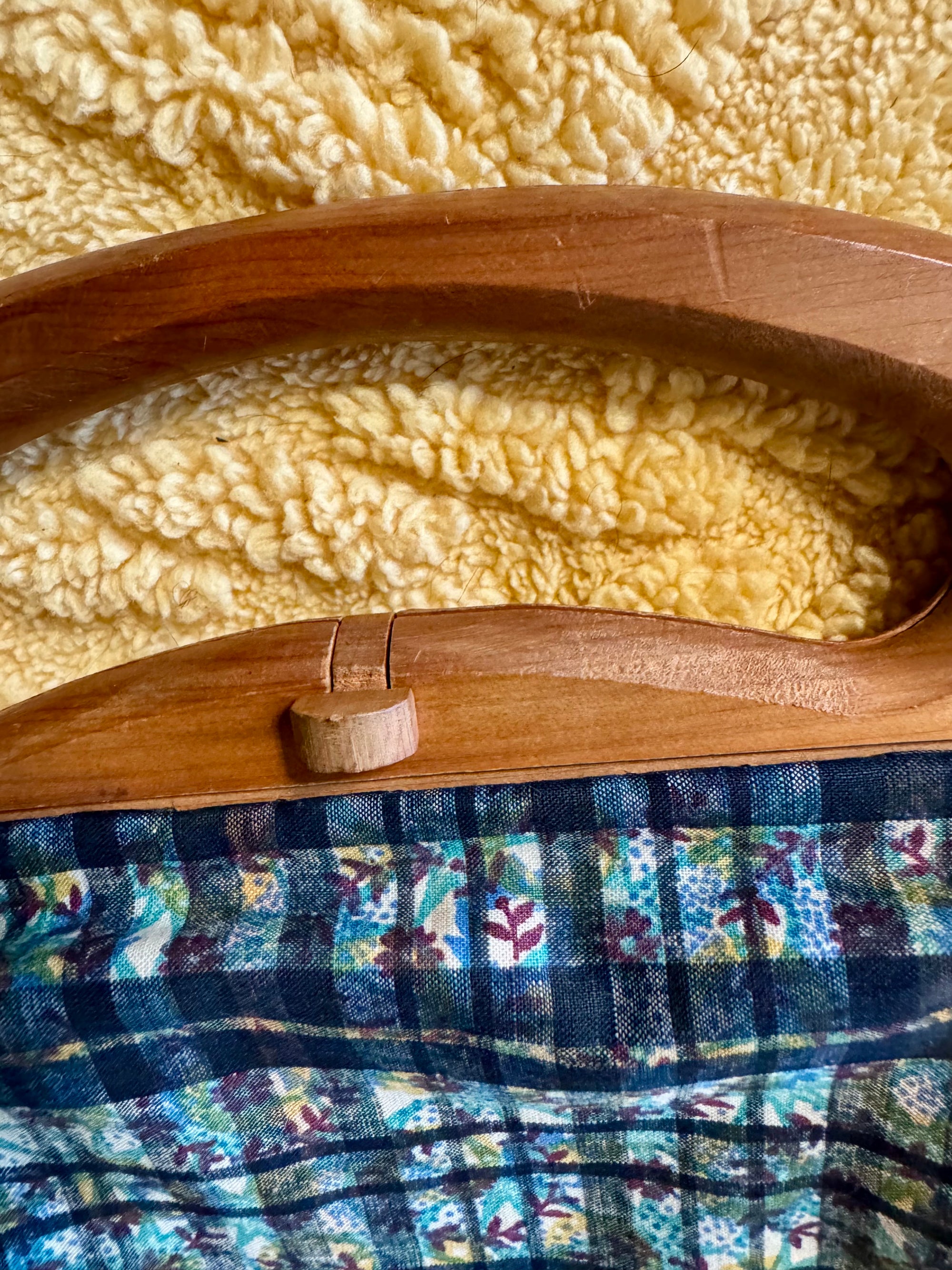 60s H A &E Smith Bermuda Bag Floral Plaid Batik Cedar Handle