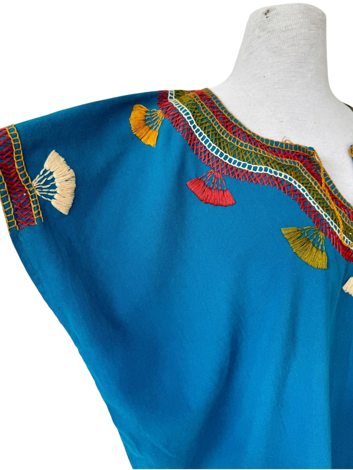 70s Embroidered Mexican Chiapas Tunic Top