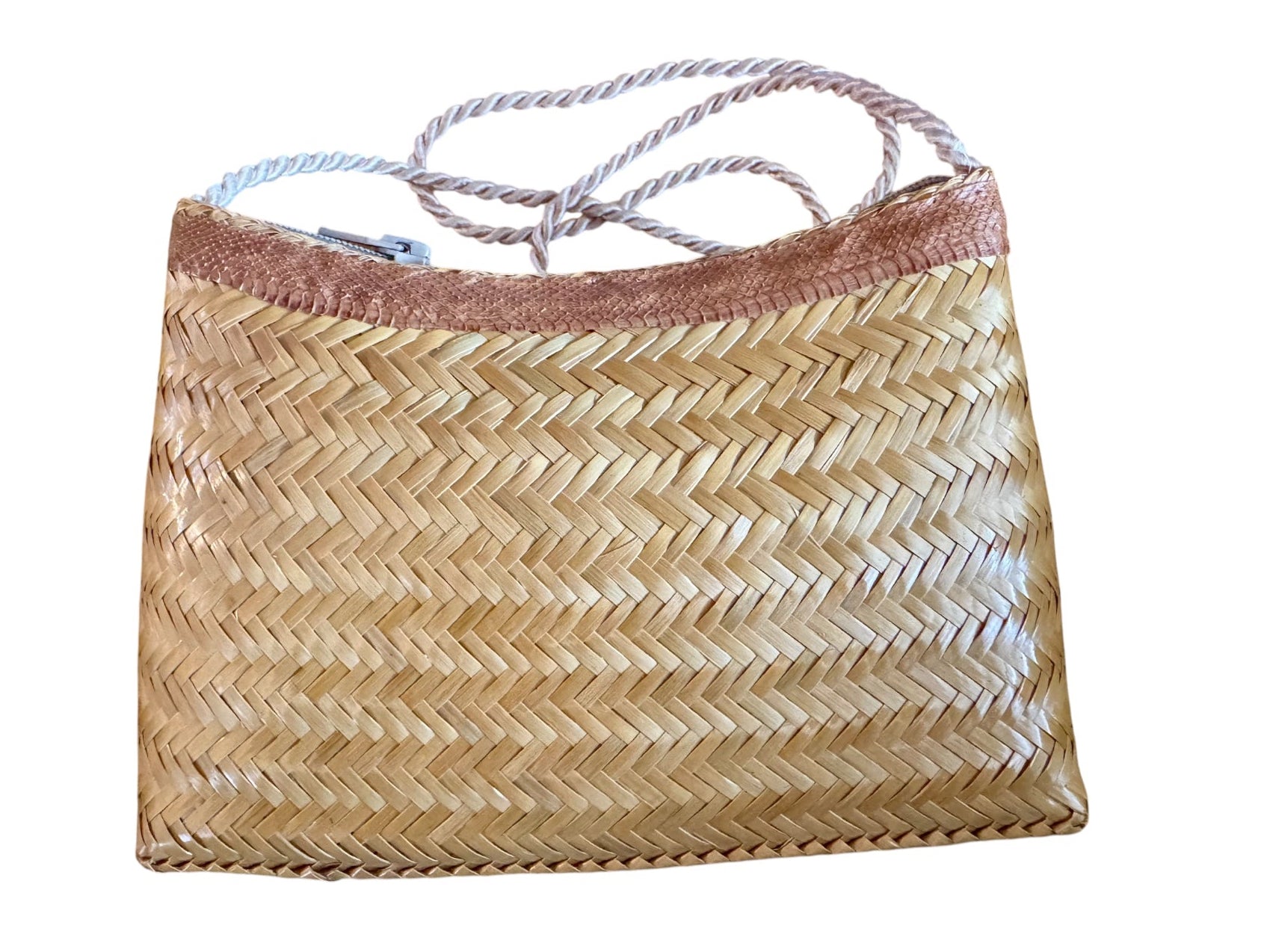 70s Valerie Straw Shell & Fringe Shoulder Bag